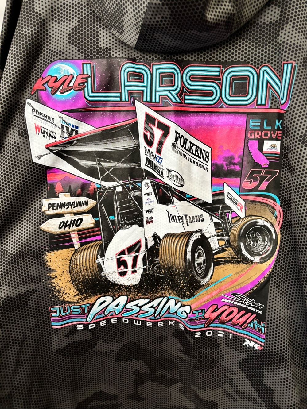 Kyle Larson "Just Passing You" Speedweeks 2021 Camo Hoodie - Picture 2 of 4